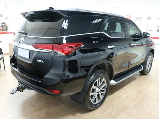 TOYOTA SW4 DSL 4X4 SRX AT 7S 19/20 - Foto 4