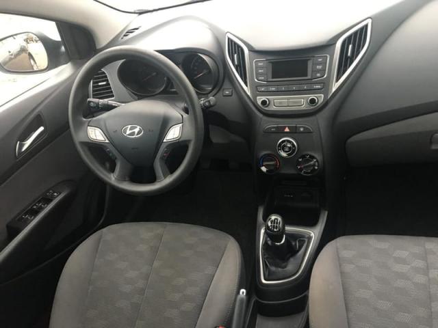 HYUNDAI HB20S 1.6 COMFORT PLUS 16V - Foto 4