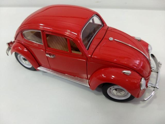 Miniatura Volkswagen Fusca 1/18 - Foto 2