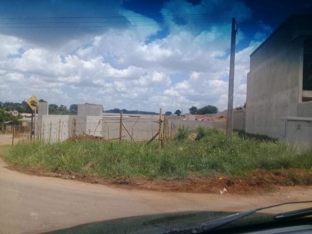 Terreno de esquina 220m2 - Foto 2