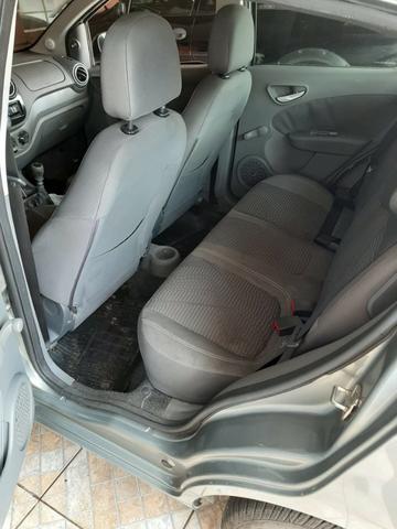 Palio Attractiv 2013 Motor 1.0 - Foto 4