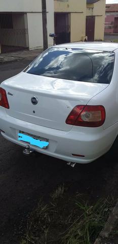 Carro Siena 2008