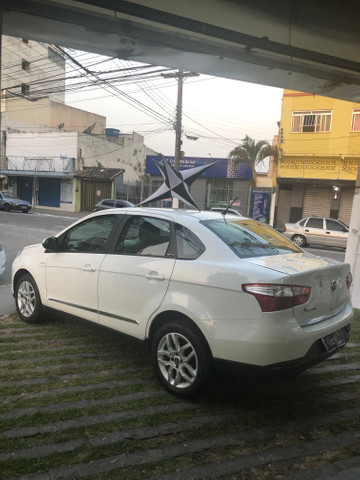 Fiat Grand Siena 1.6 AUT 2014 - GNV - Foto 6
