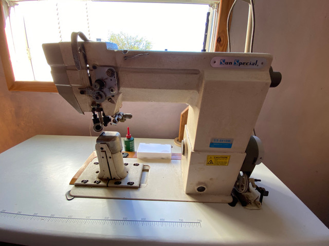 Máquina de costura
