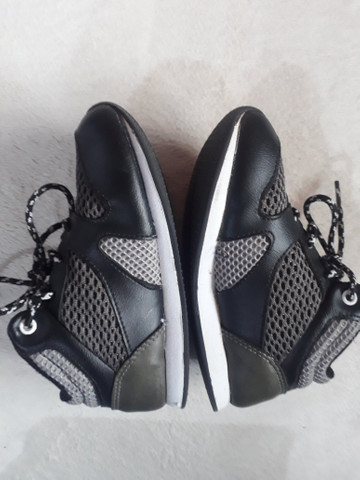 tenis menino tamanho 25