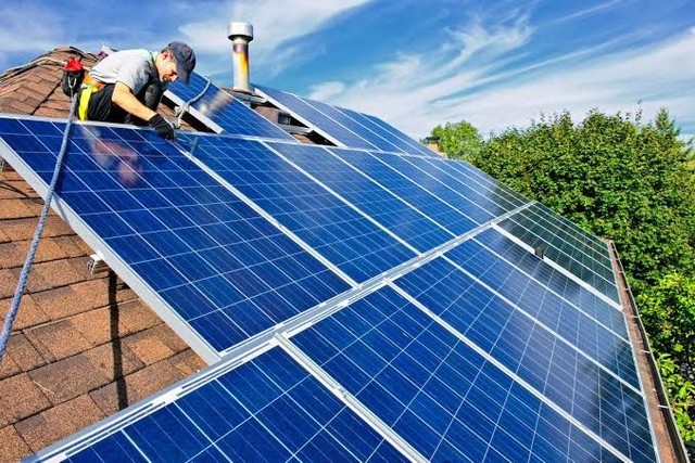 Sistemas de Energia Solar Ongrid e Off-grid - Foto 2