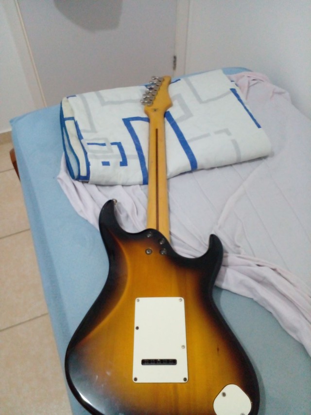Guitarra CORT G250 IMPECÁVEL  canhota - Foto 3