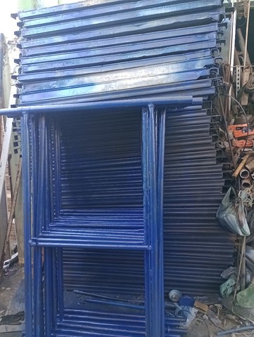 Vendo lote feichado de andaimes 84 peças  - Foto 6