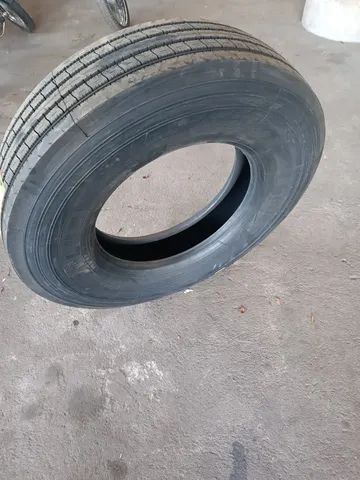 Pneus 295 Liso e Borrachudo Novos e Usados p Caminhões 