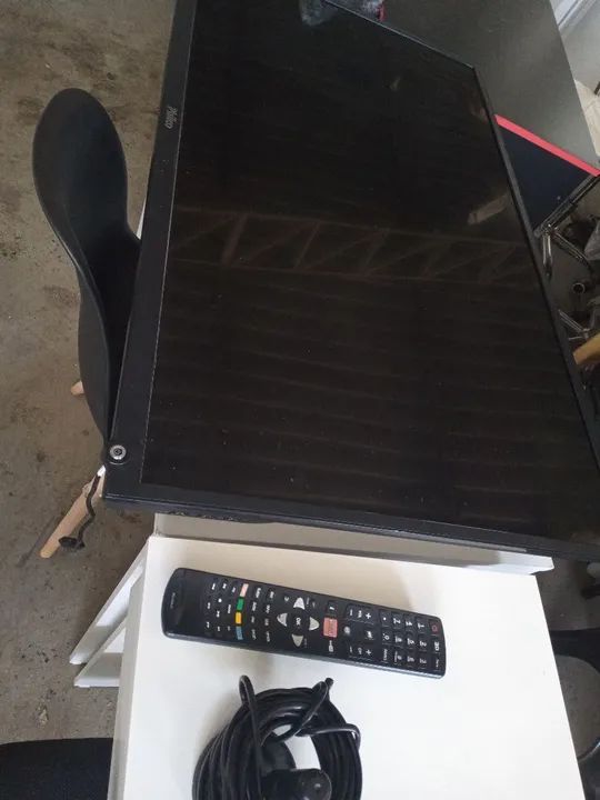 TV smart 42p Philco com controle e antena  - Foto 3