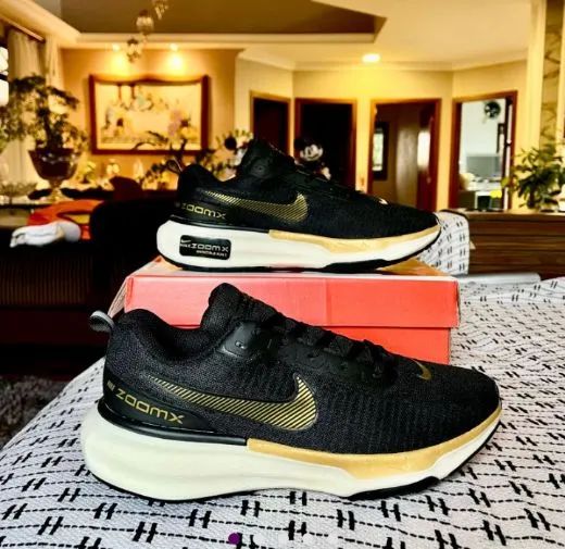 Fashion tenis nike preto com dourado masculino