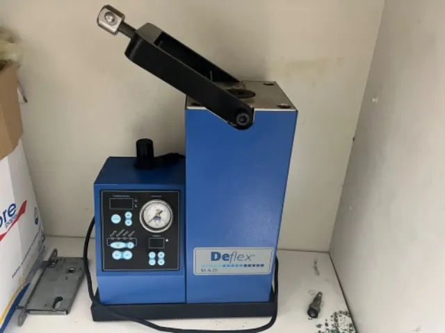 Injetora para prótese flexível Deflex