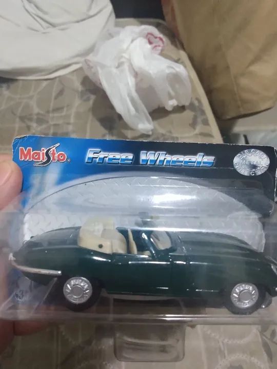 Super carros - Jaguar E-type 