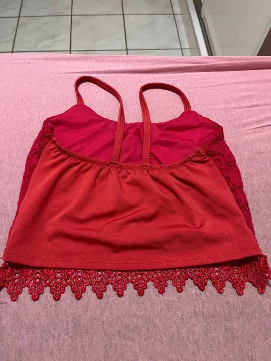 Cropped vermelho TAM M  - Foto 2