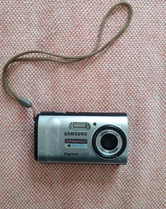 Samsung digimax A503 - (camêra digital com defeito)<br>ca