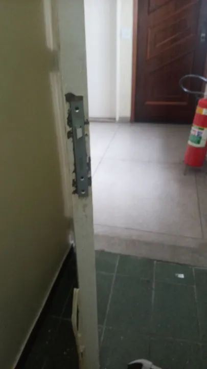 Pintura. Troca de fechadura e manutenção de micros - Foto 3