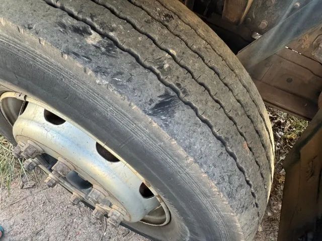 Ford cargo 1719 reduzido 2013 120mil km - Foto 10