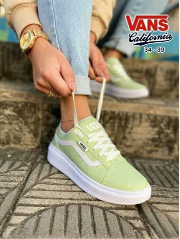 Vans Califórnia