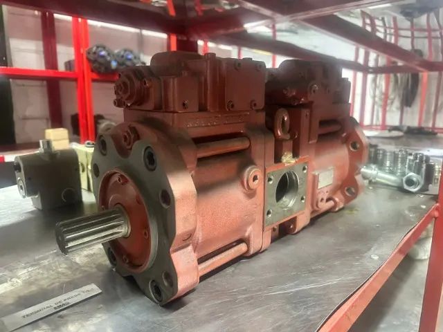 Bomba hidráulica dupla de pistões de plato inclinado - Foto 2