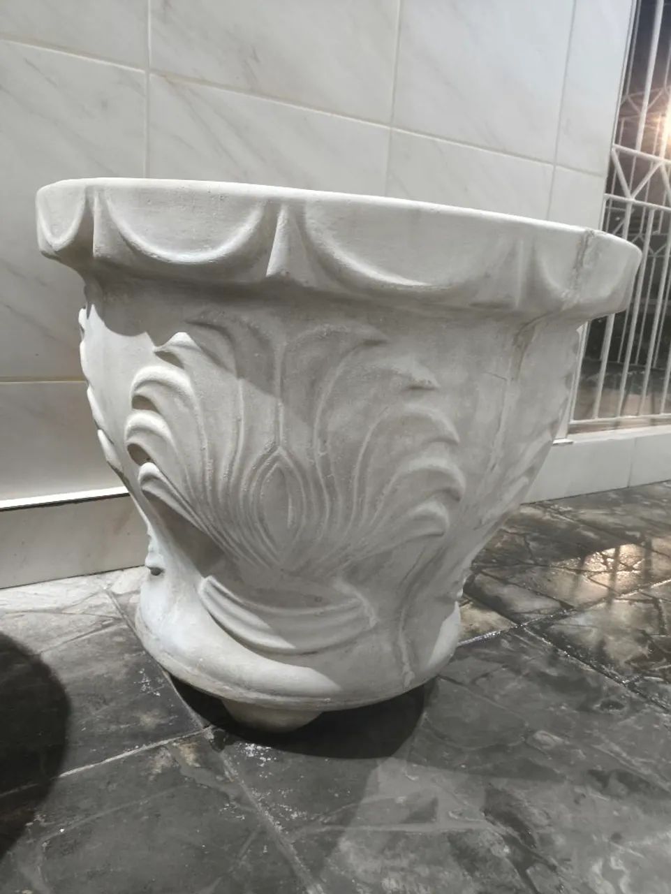 Vaso grande de cimento