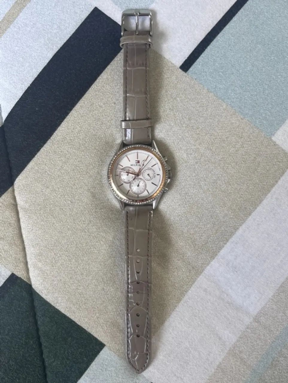 Relógio Tommy impecável 