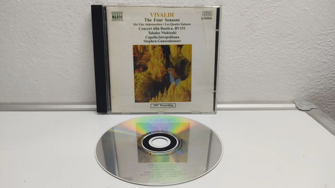 CD Vivaldi - As Quatro Estações - Naxos - Foto 3