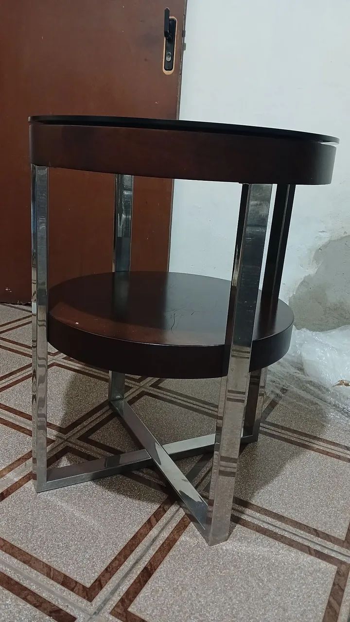 Mesa de canto redonda com tampo de vidro - Foto 3