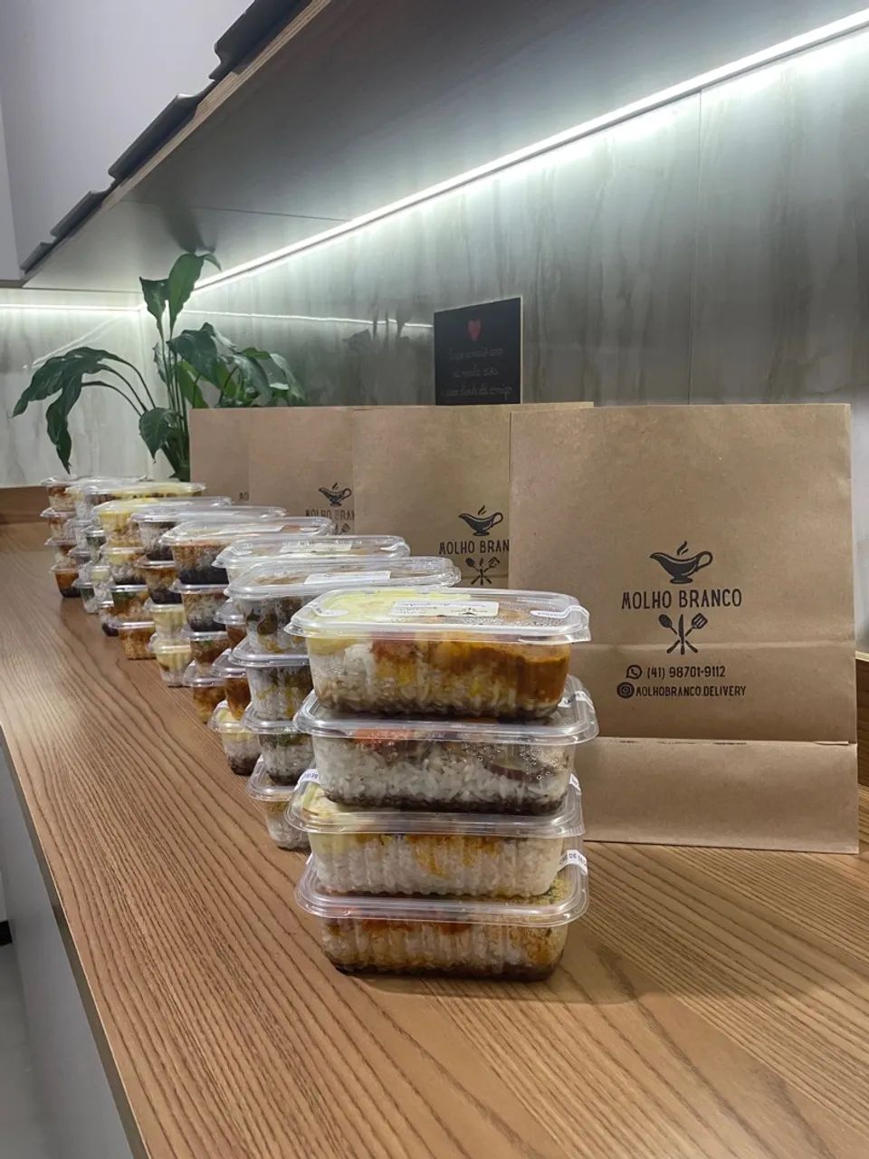 Marmitas Deliciosas - Molho Branco Delivery
