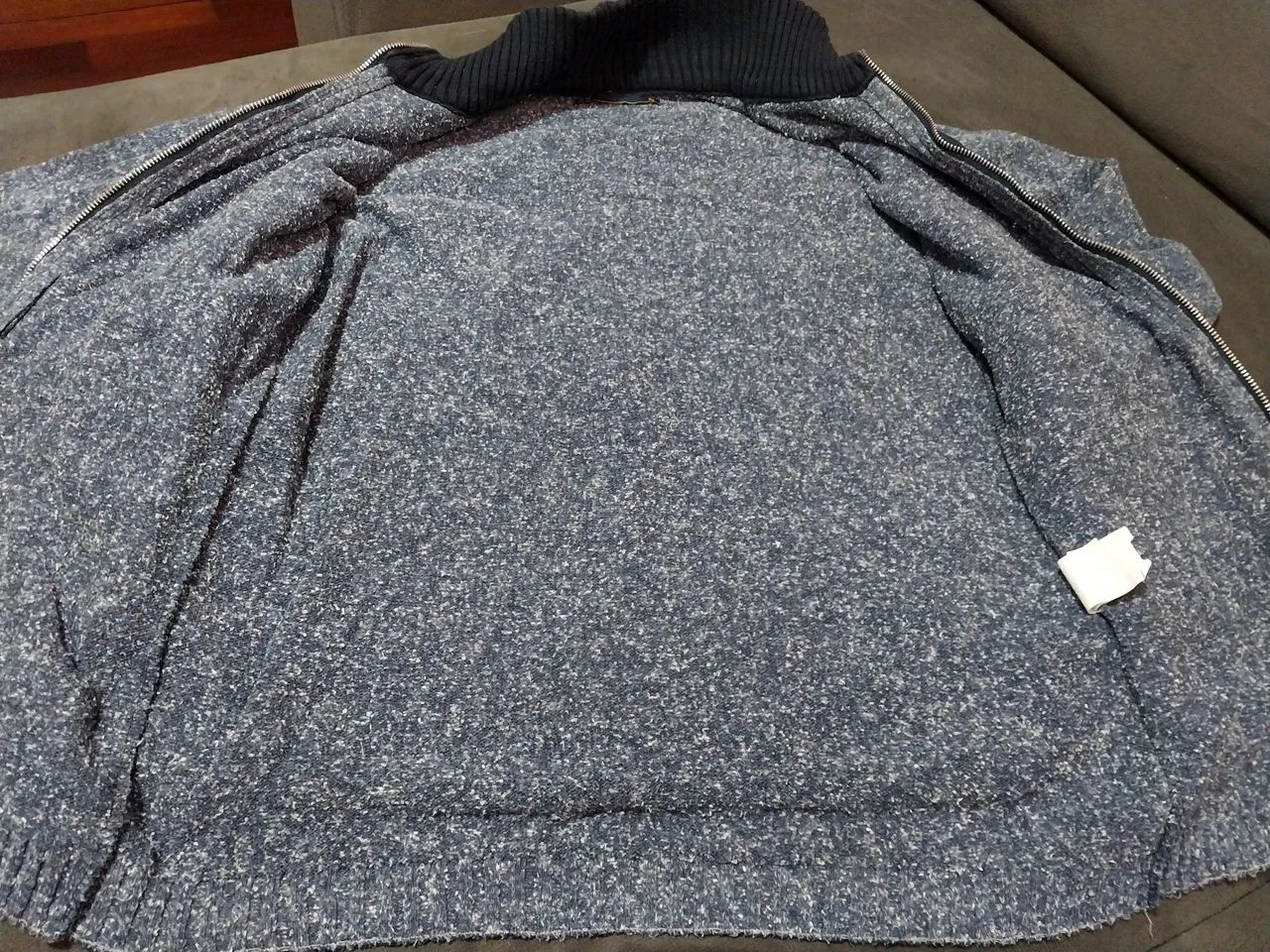 Blusa Side Walk com colete embutido - Foto 4
