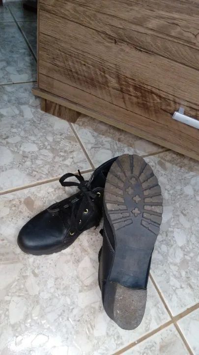 Coturno Feminino Preto de Cano Curto - Foto 5