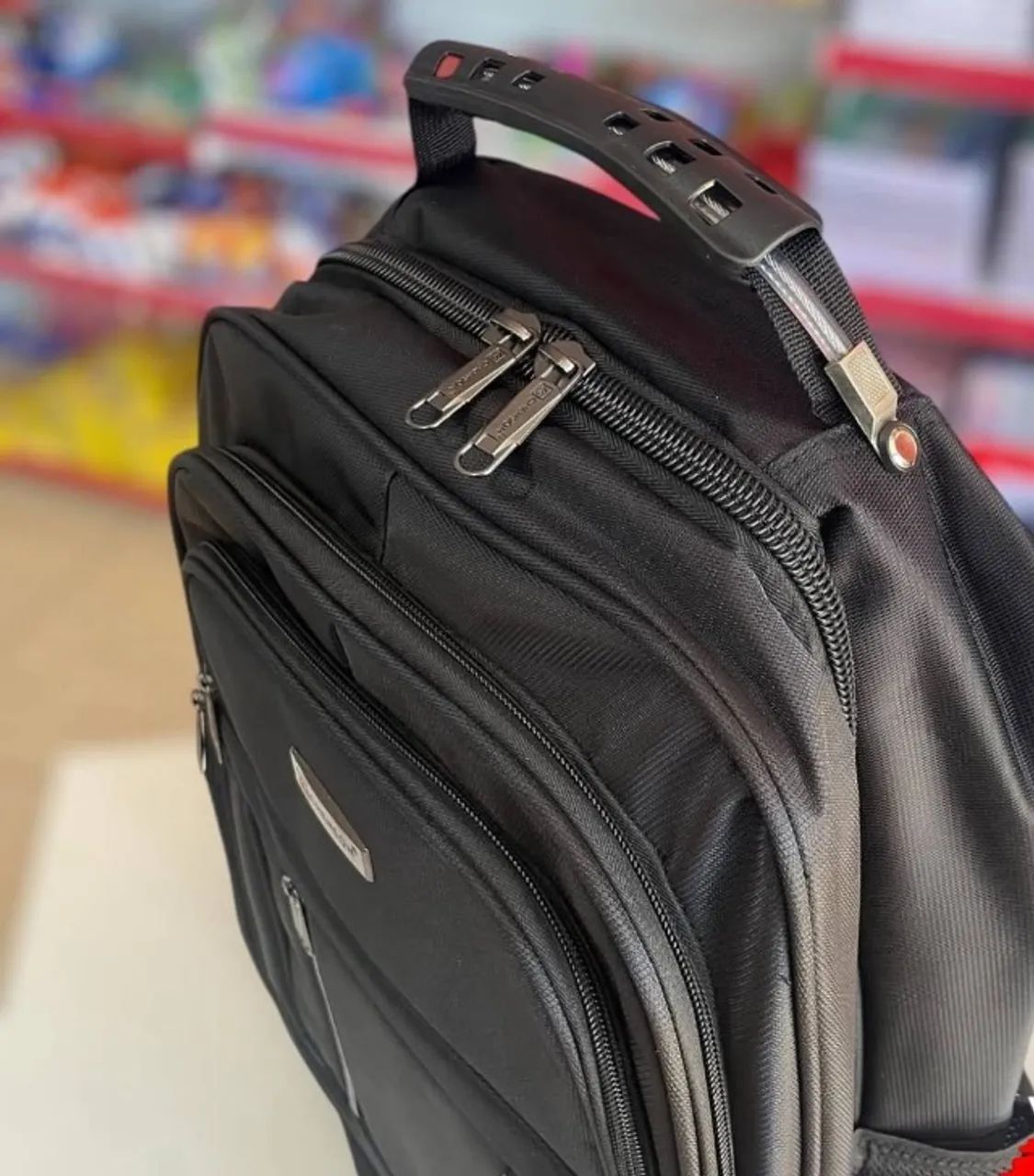 Mochila Executiva Notebook Chenson Original Preto - Foto 4