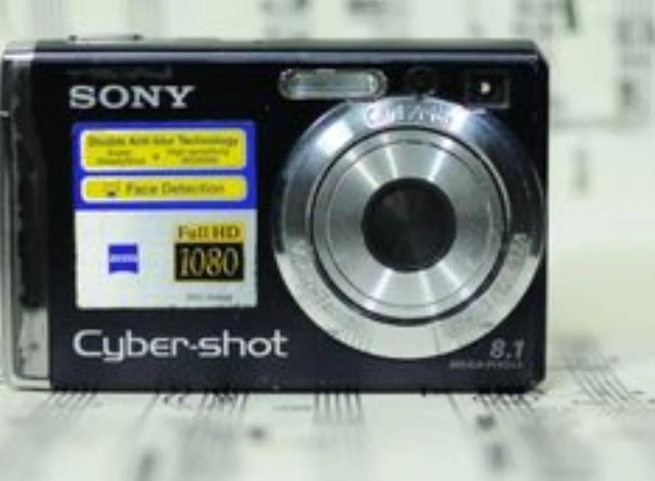 Câmera Digital Sony Cyber-shot - Foto 2