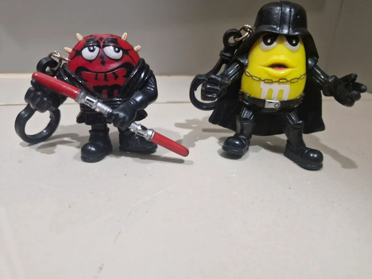 Bonecos Star Wars M&M's - Darth Vader e Darth Maul