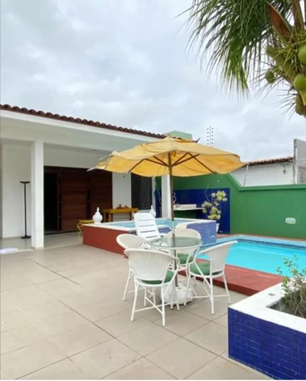 Casa com 3 suítes à venda por R$ 1.000.000,00 - Bessa - João Pessoa/PB