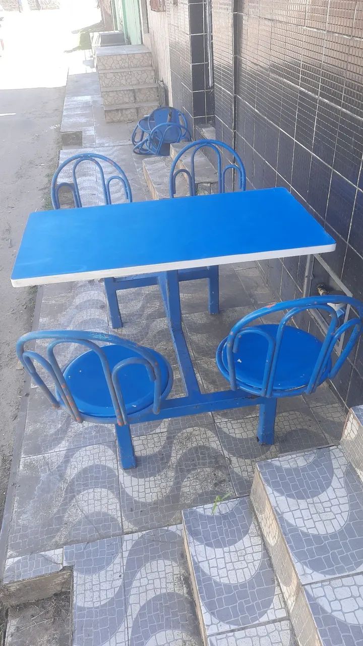 Conjunto refeitório com tampo coloridas 
