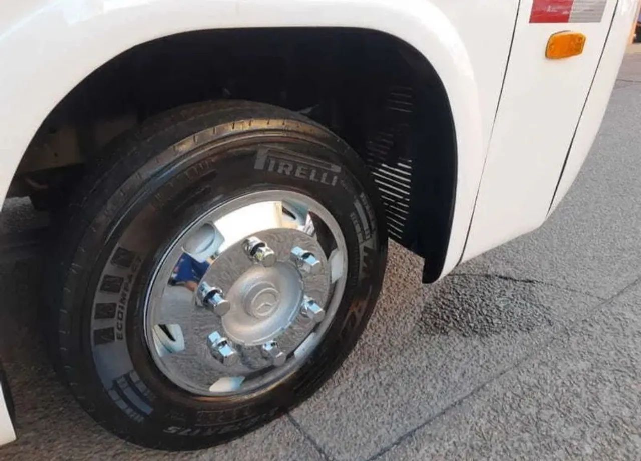 Micro Ônibus Marcopolo MB Sênior (Com WC) Ano 2015  - Foto 7