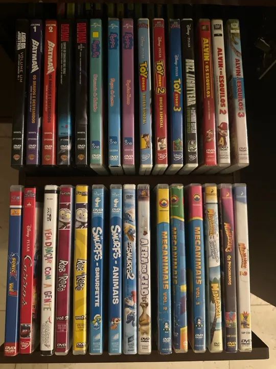 Lote de DVDs infantis e filmes