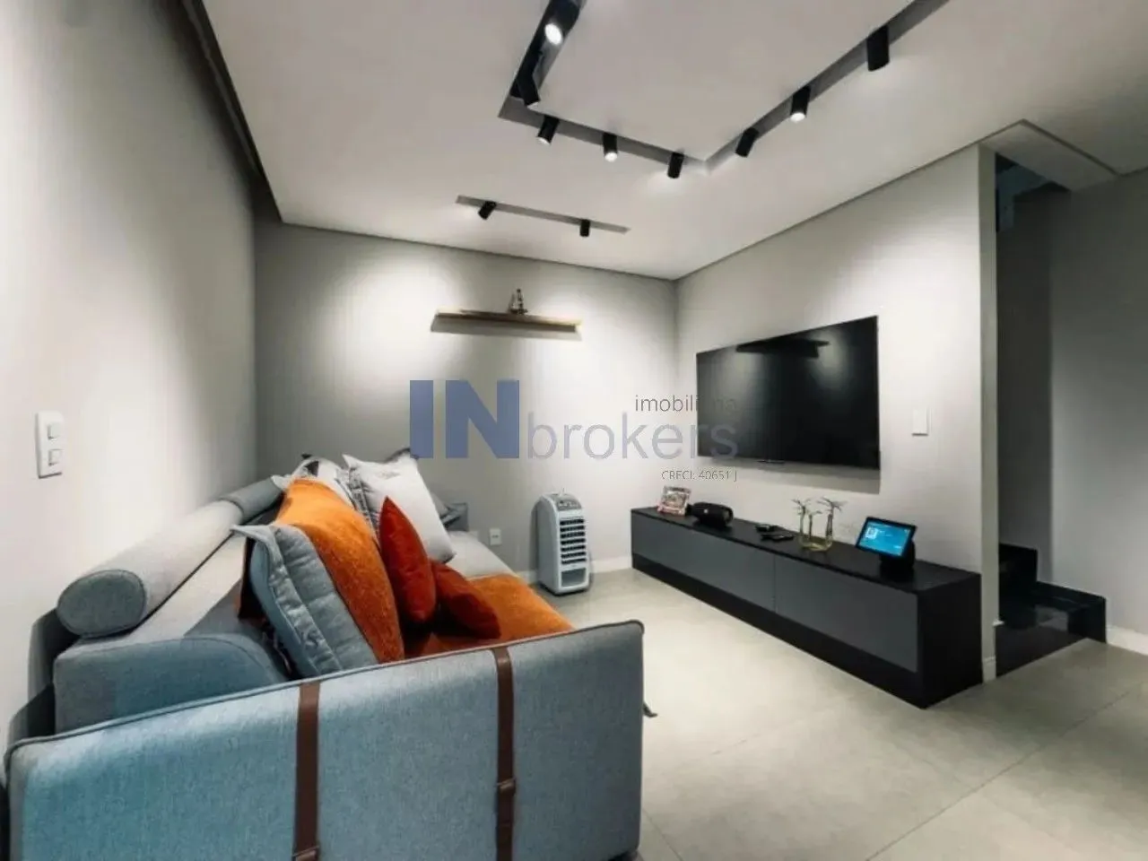 Casa de Condomínio de Alto Padrão à Venda em Jundiaí-SP, 3 Quartos, 2 Suítes, 2 Salas, 3 B