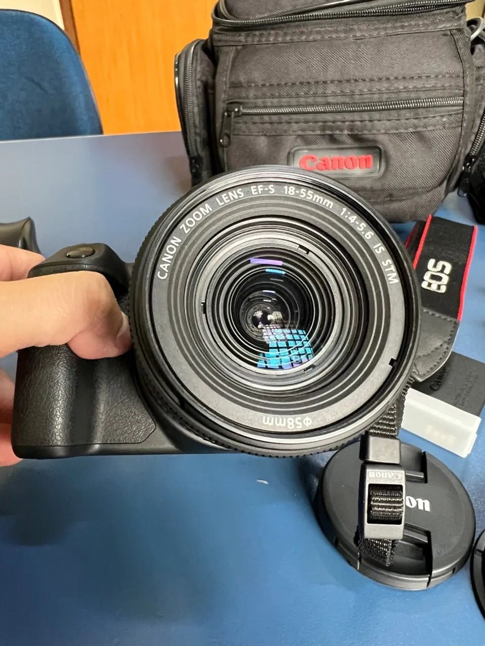 Câmera Canon Sl3 em estado de nova  - Foto 2