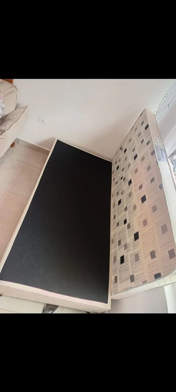 Cama Box +colchão de solteiros 