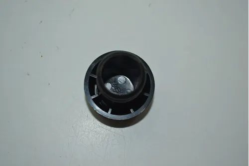 Tampa Tomada Energia 12v/120w Subaru Xv 2017 Original - Foto 4
