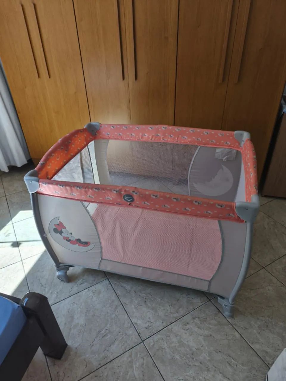 Berço Chiqueirinho Portátil Cercadinho Bebê Minnie - Foto 3