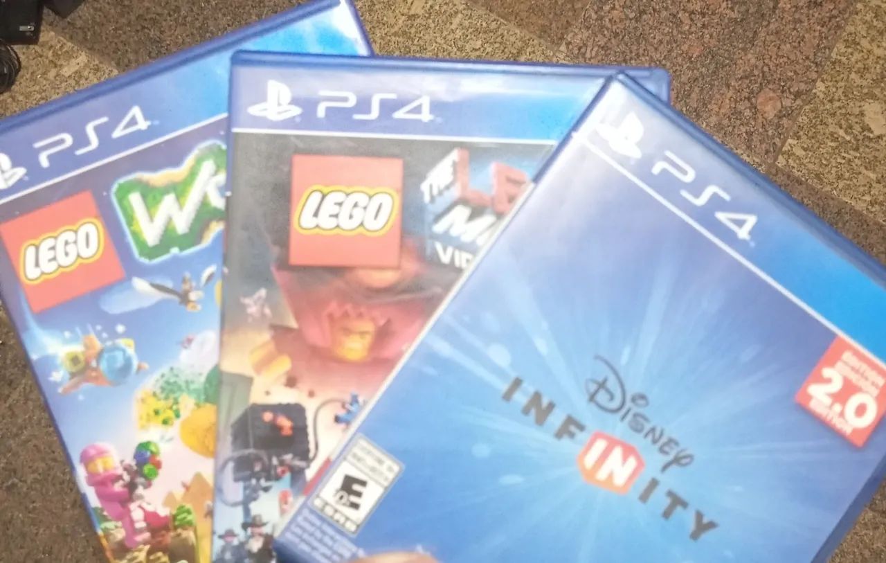 Jogos PS4 - LEGO, Disney Infinity e LEGO Marvel 