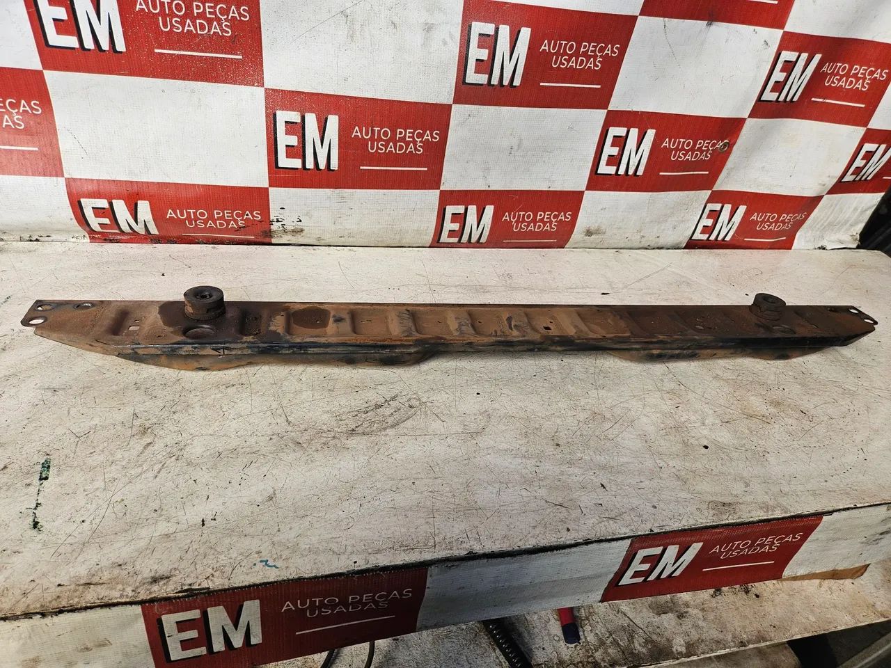 Travessa inferior do radiador land rover Freelander 2 2.2