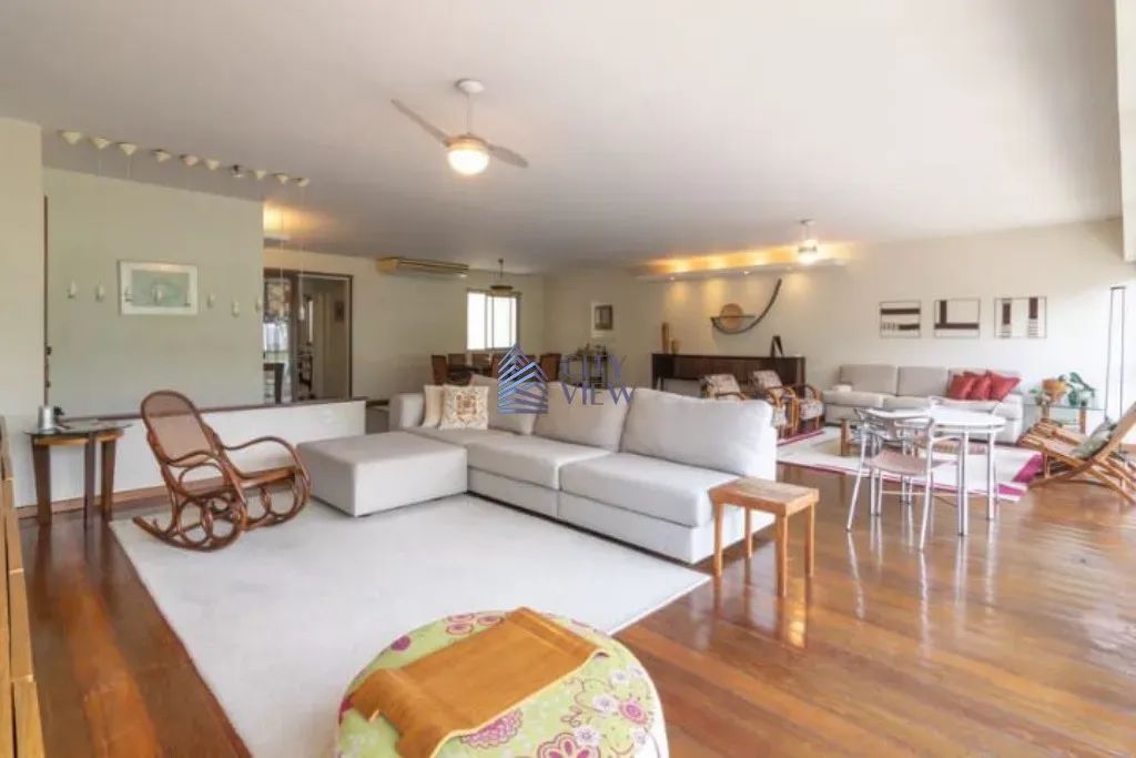 ALUGAMOS EXCELENTE APARTAMENTO COM 4 QUARTOS E VISTA PARA A LAGOA - 240M²