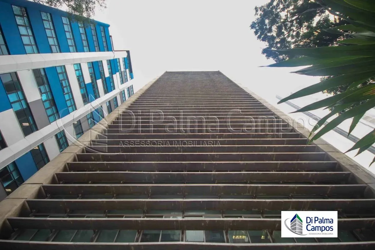 Sala Comercial de 246m² com 5 vagas para alugar no bairro Paulista - Próximo ao metrô