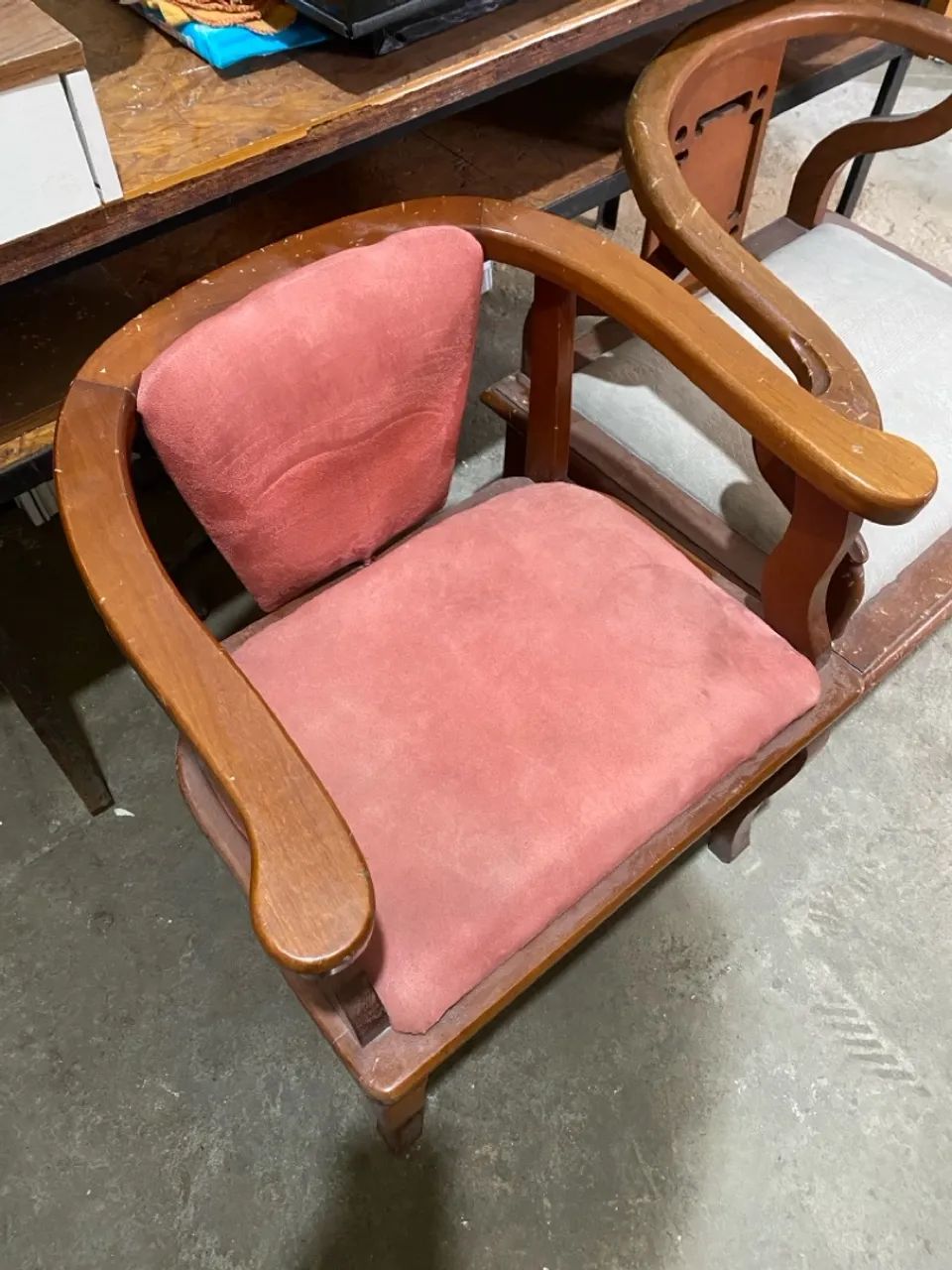 Poltronas em madeira 