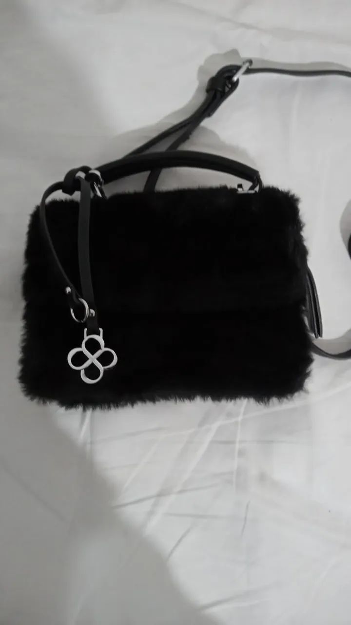 Bolsa Pelúcia Preta - Foto 2