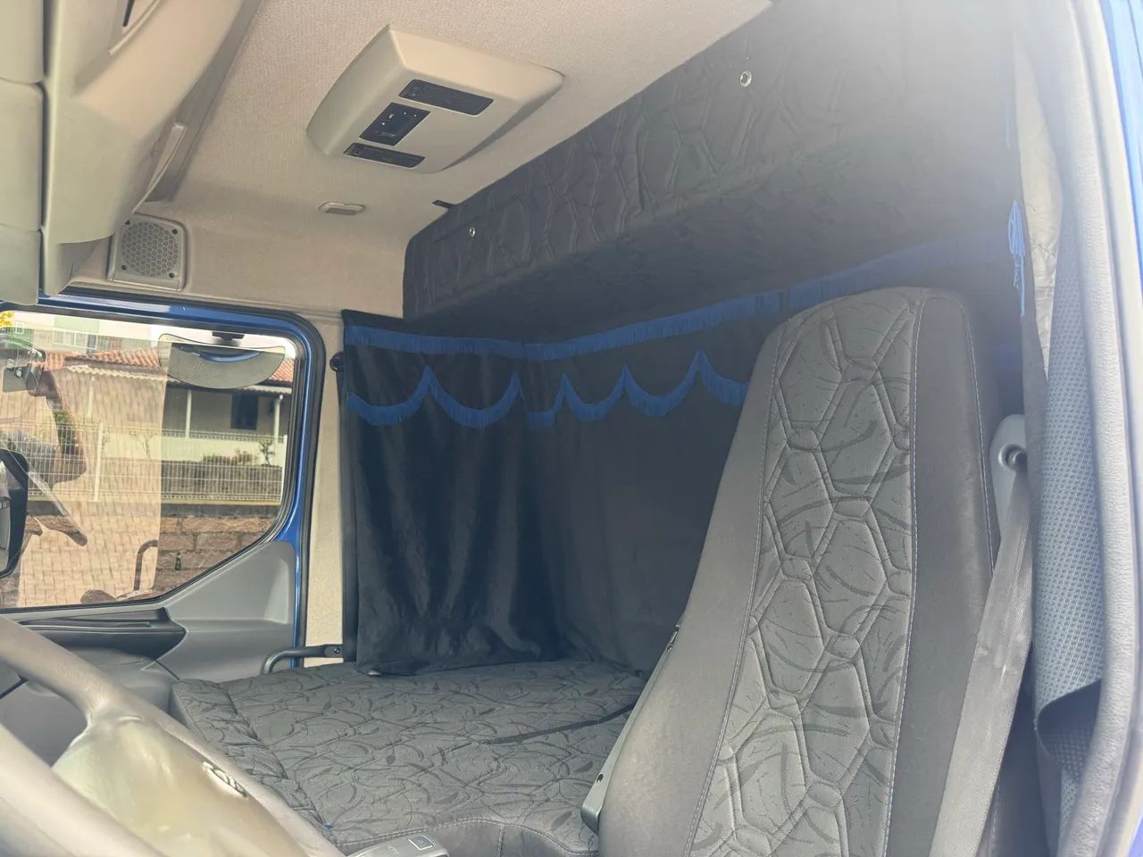 Volvo Vm 330 8x2 Ano 2021 - Foto 3