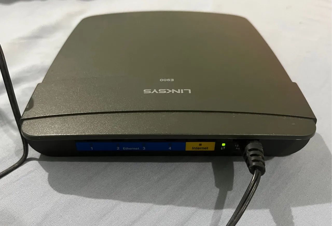 LINKSYS E90064312627488898122